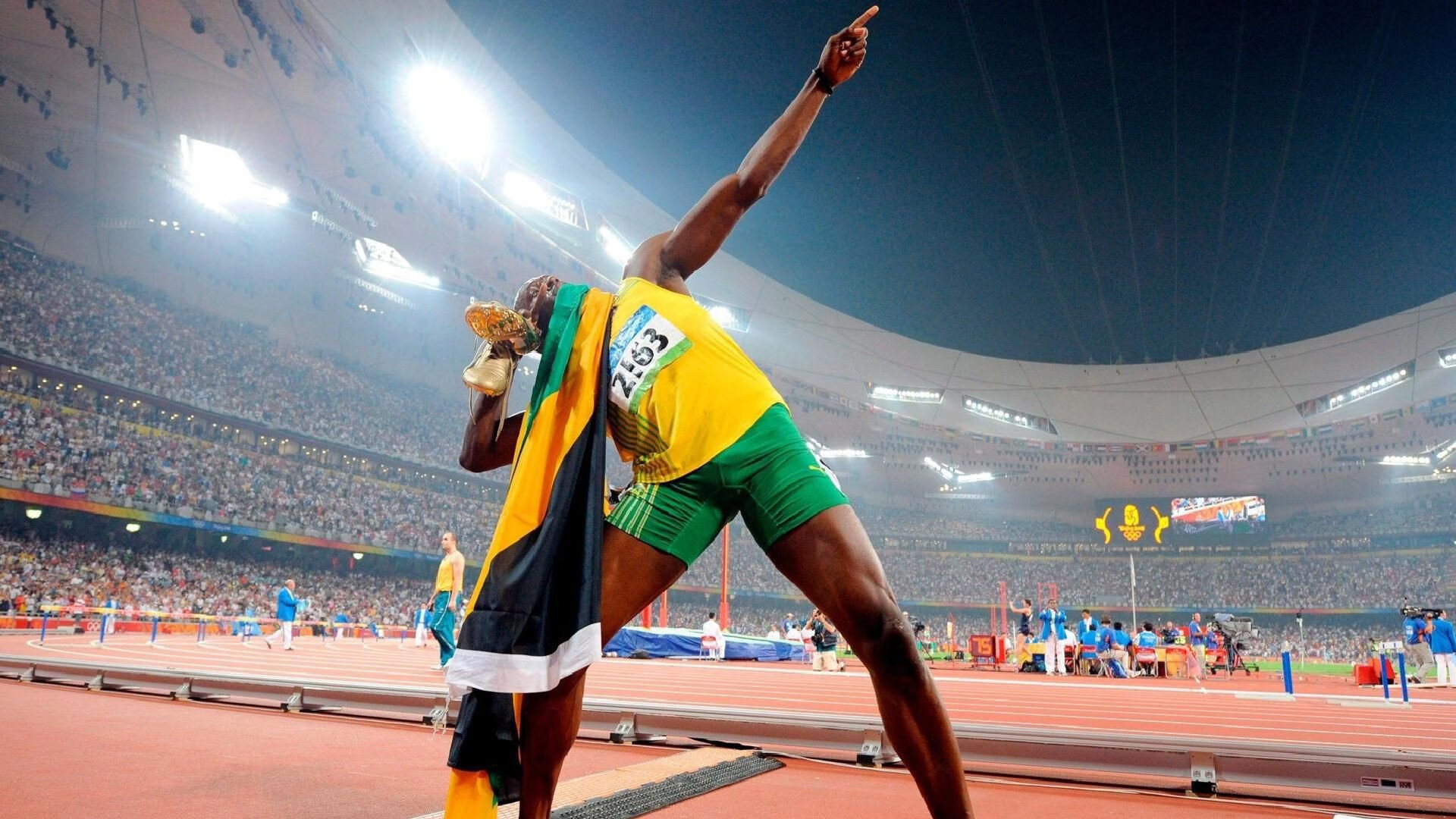 开云中国官网-“激情四溢！明星阵容拼尽全力，演绎最火爆赛事”，女明星的激动片段