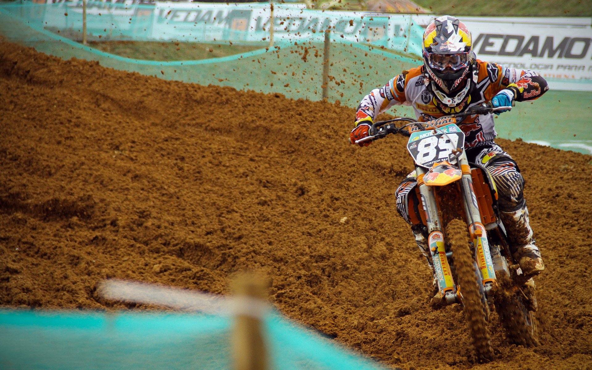 开云体育在线-气动尾翼：提升高速稳定性的关键，气动尾座用多大的气缸